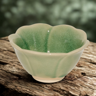 BOL A AMUSE BOUCHE FLEUR VERT CERAMIQUE SETOYAKI "MINTO"