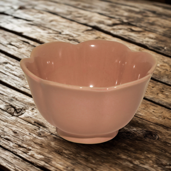 KLEINE ROSA SCHÜTZEN AUS FEINEM STEINGUT SETOYAKI "MANKAI".